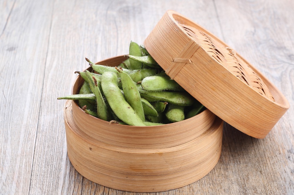 Simple Ways to Prepare and Serve Edamame FEATURED